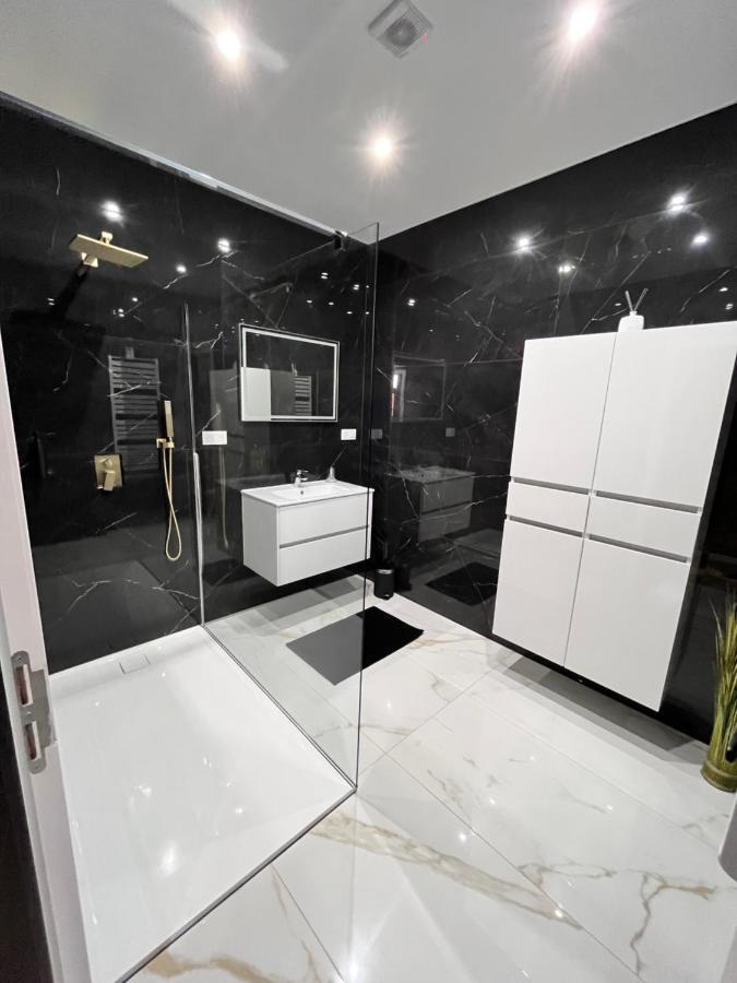L'Heure De La Detente Spa Privatif Beauraing Bagian luar foto